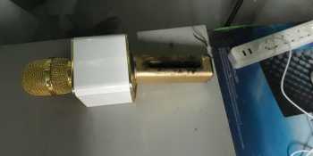 Mic Karaoke cầm tay lại phát nổ, đang gây hoang mang cho người việt