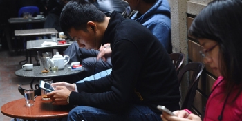 Nhiều người Việt kiếm bội tiền nhờ facebook